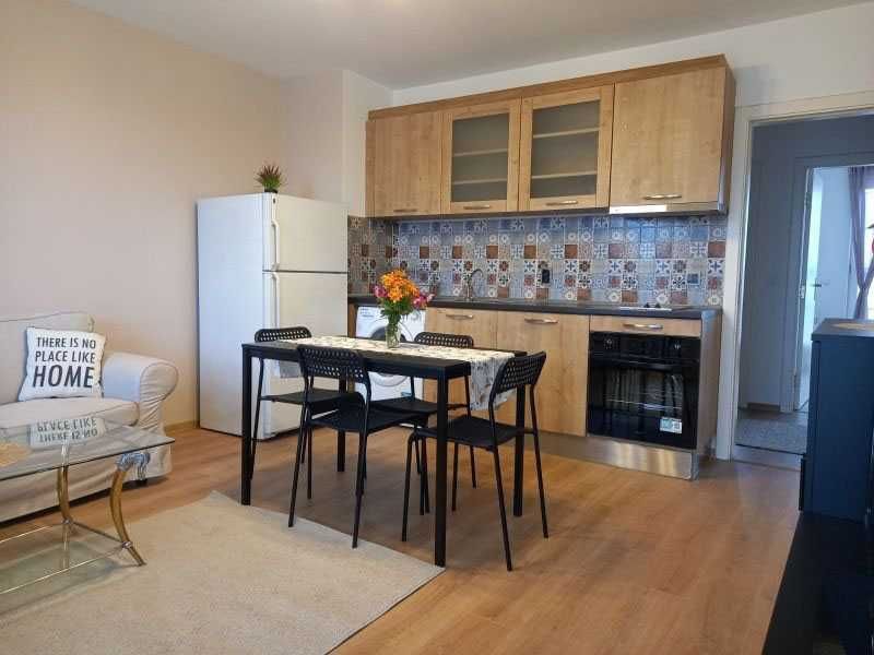 Тристаен ап. под наем Център ЦУМ