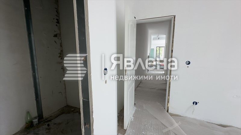 Продава се Тристаен апартамент в Варна, м-т Траката - 117 кв.м за 1949 €/кв.м - Снимка #8