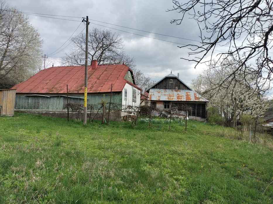 Teren  intravilan de vânzare – Ipotești, Suceava | 
Oportunitate excelentă pentru construcția unei case, cabane sau