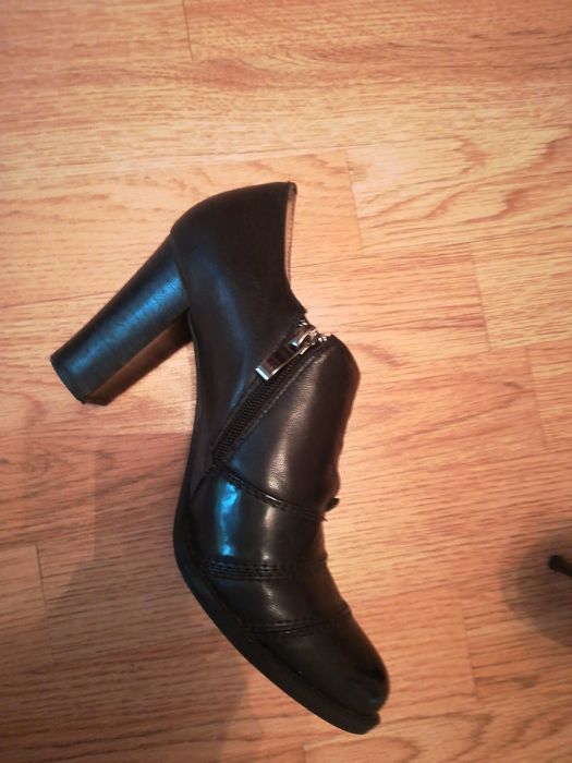 Продам туфли 2 пары за 4000