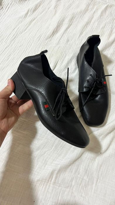 Продается женская обувь