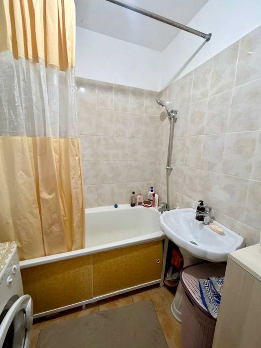 Продам трехкомнатную квартиру