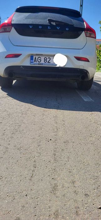 VOLVO V40 2015 2000cc