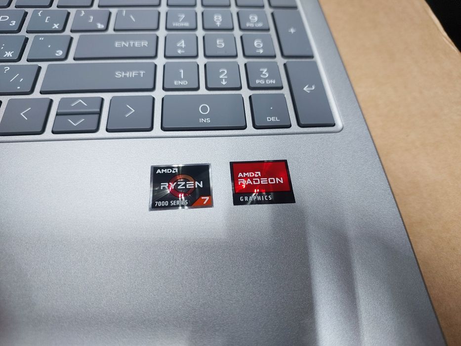 Hp Ryzen7 Yangi ishlamagan kuchli noutbuk