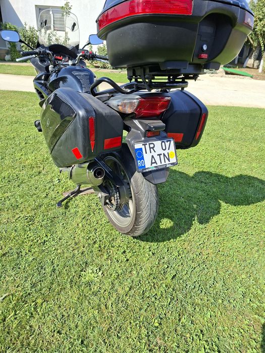 Honda C B F 1000