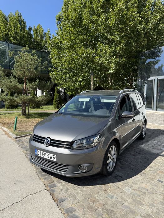 VOLKSWAGEN Touran 0 — imagine 1