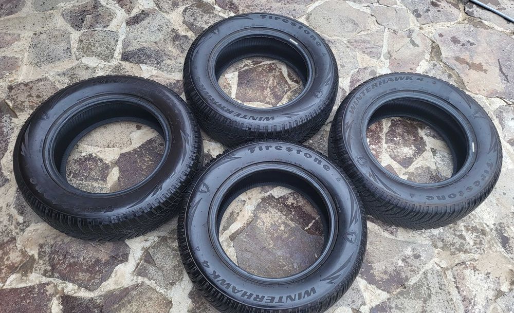 Set 4 anvelope iarnă Firestone Winterhawk 4  - 215/65 R16  -  7 mm