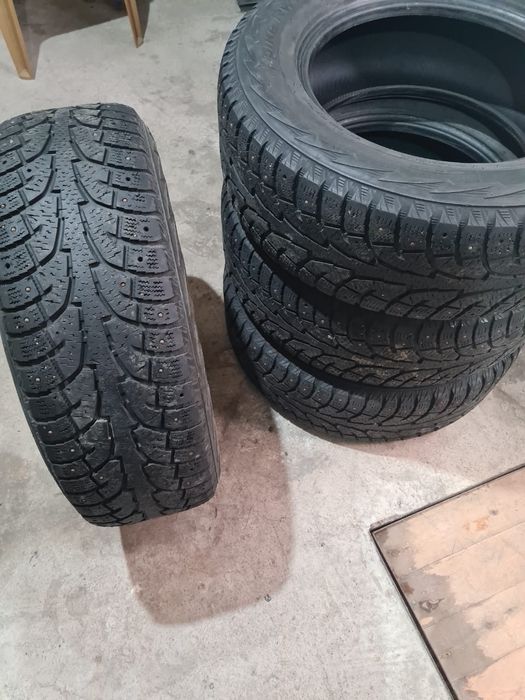 Шины зимние на продажу