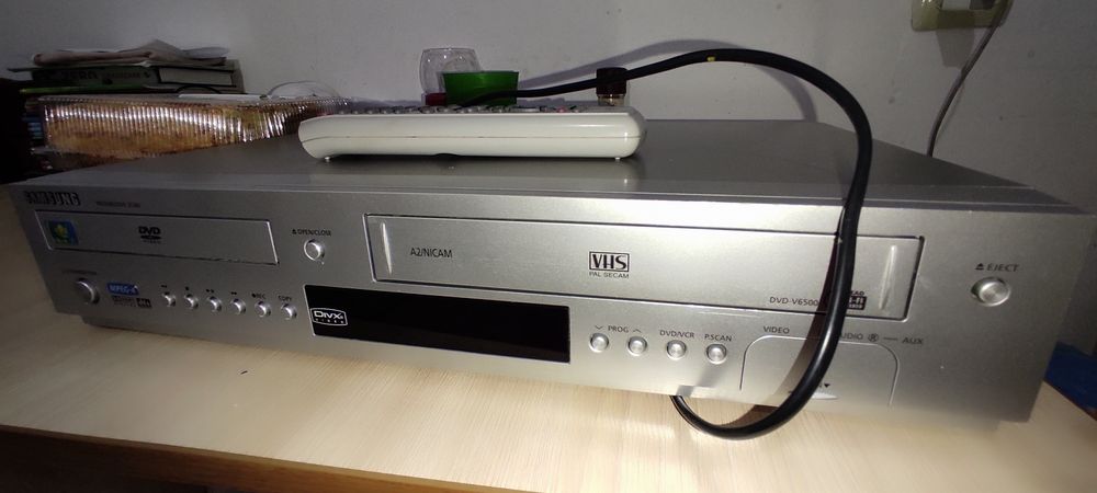 Видеомагнитофон Самсунг