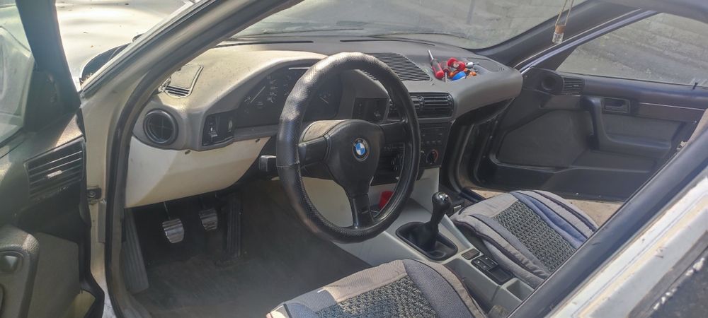 Bmw e34 m50b20 .