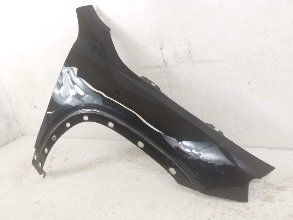 Aripa Fata Dreapta Mercedes-Benz  GLB 2019 2020 2021 2022 2023 2024 Or