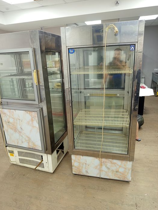Холодильник срочно продам