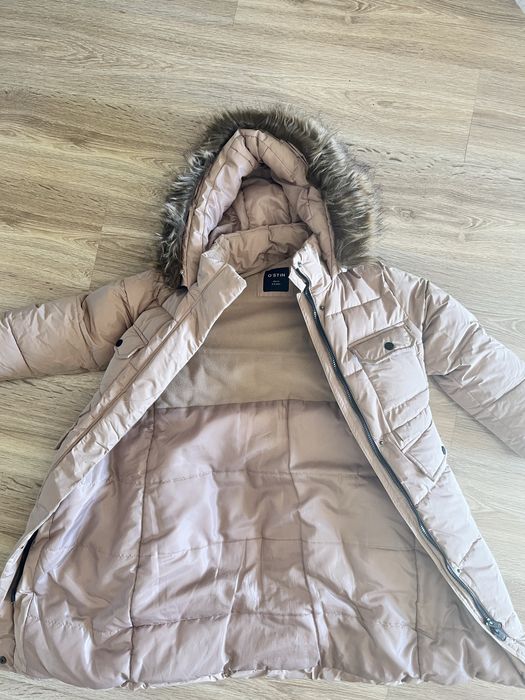 Продам зимнюю курту для девочки 9-10 лет