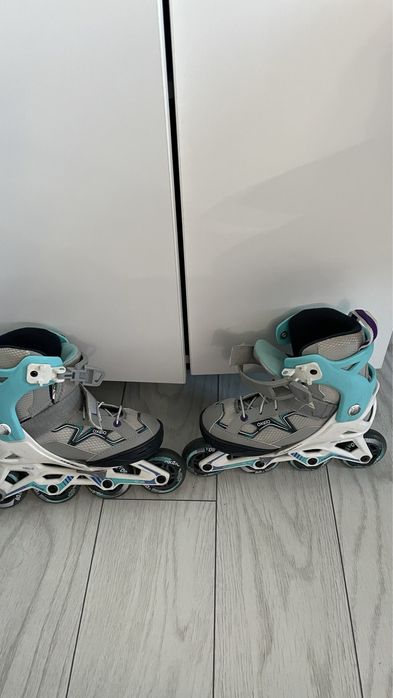 Vând role în stare foarte bună