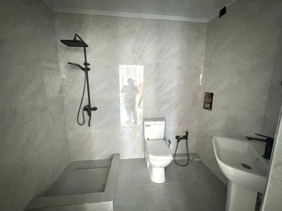 СРОЧНО !! Продается квартира в Яшнабаде 3/5/8 ( 73 кв/м ) AZIA HOUSE