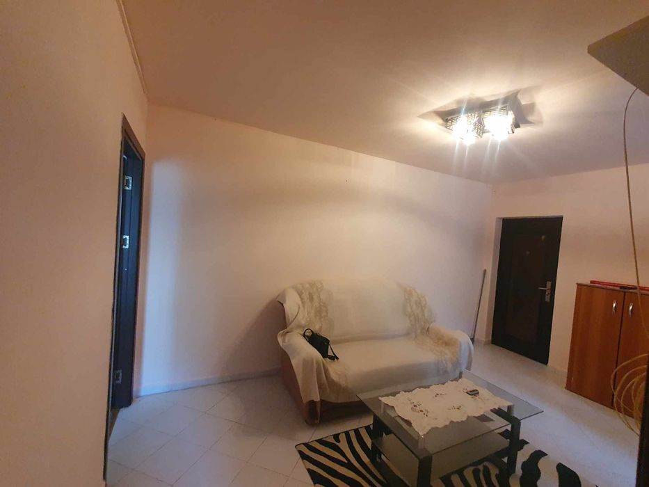 Apartament de inchiriat
