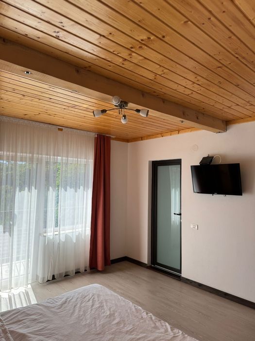 Cabana de închiriat la munte cu ciubăr! ()