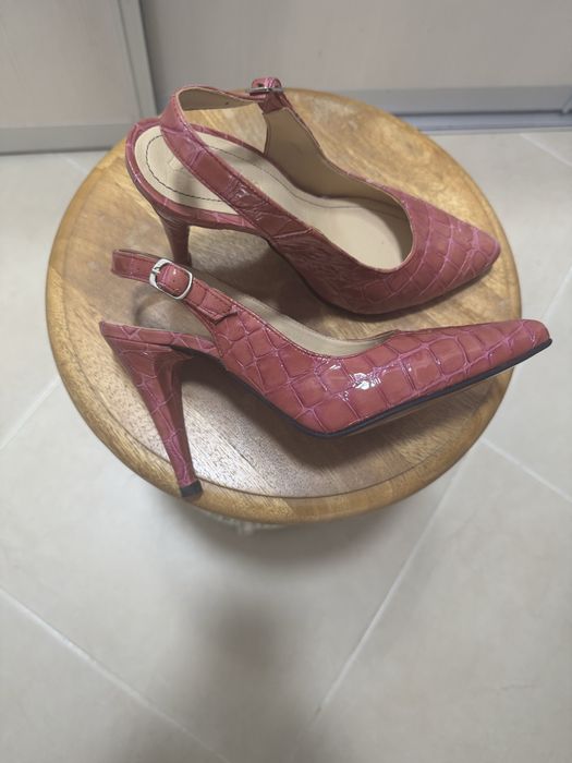 Pantofi piele roz