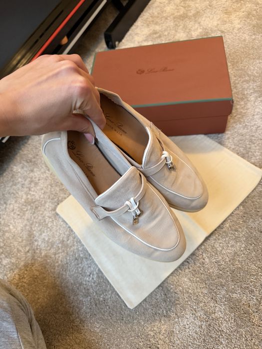 Чанта Chanel / Обувки Loro Piana
