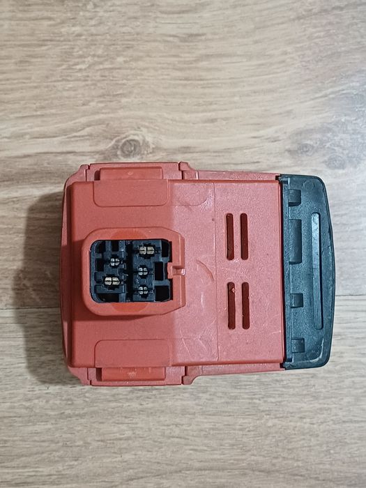 Baterie Hilti B 144/2,6  14,4v  2,6A in stare buna
