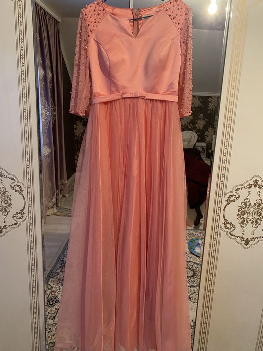 Платье вечернее