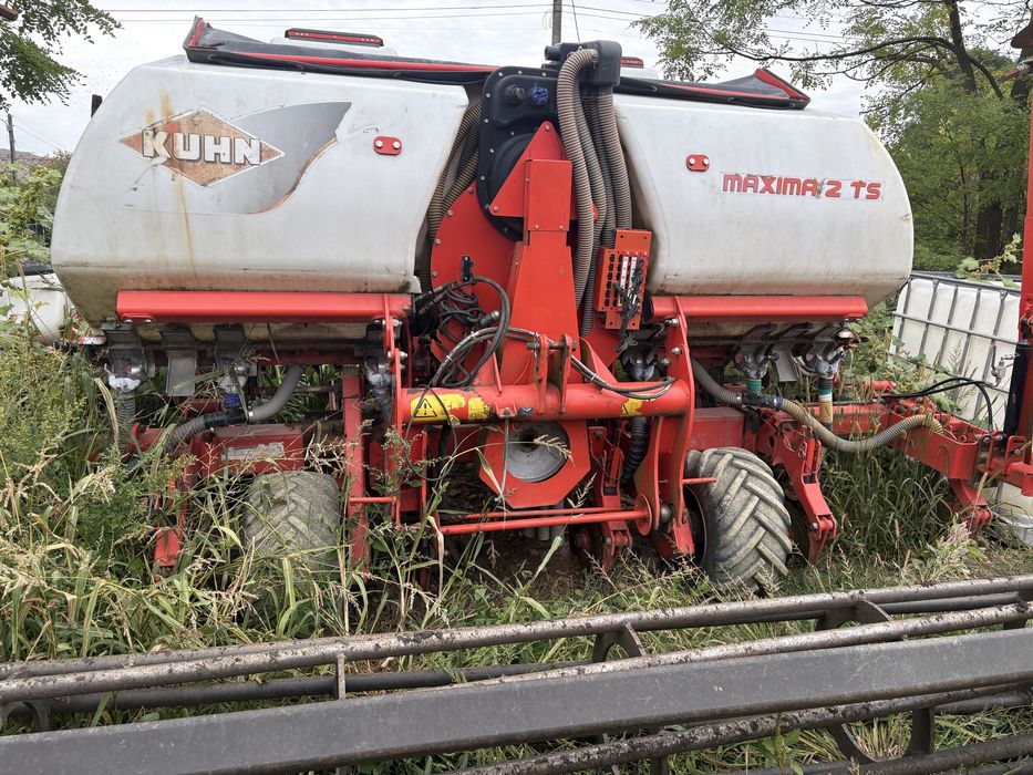 Semănătoare KUHN MAXIMA 2 TS, 6 rânduri, pneumatică, fertilizare