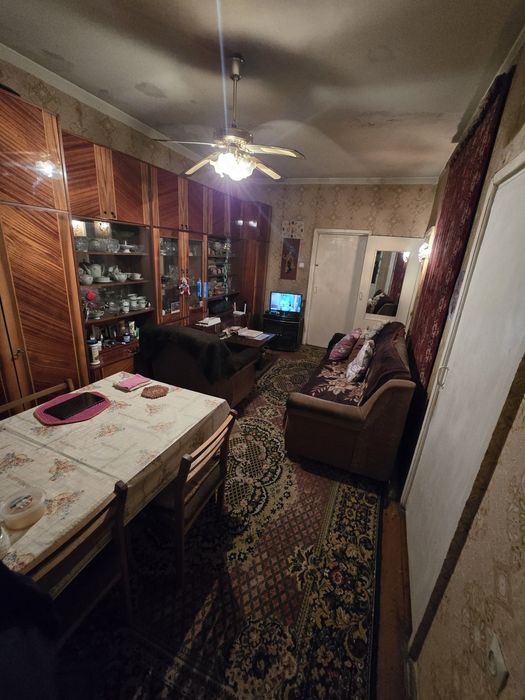 Продается 2 комнатная квартира Чиланзар 20 квартал ор-р Батальон