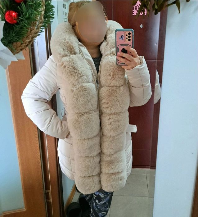 Geaca superba cu blanita