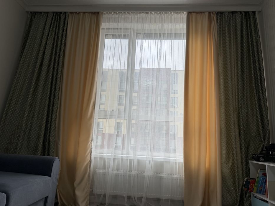 Продам комплект штор и тюли