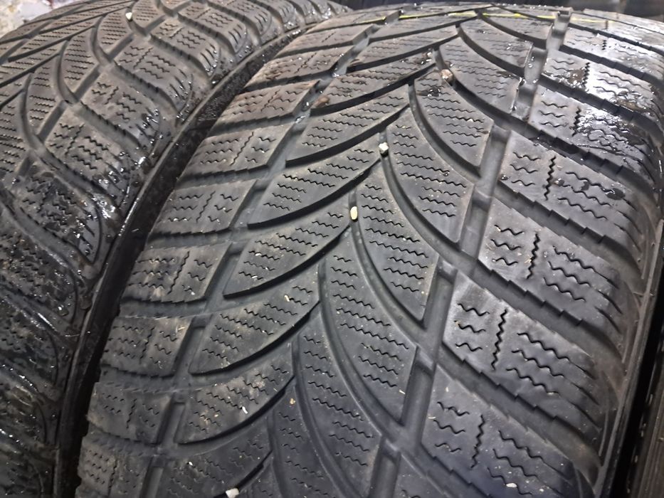 Anvelope second iarna 245 35 R18/ 225 40 R18
