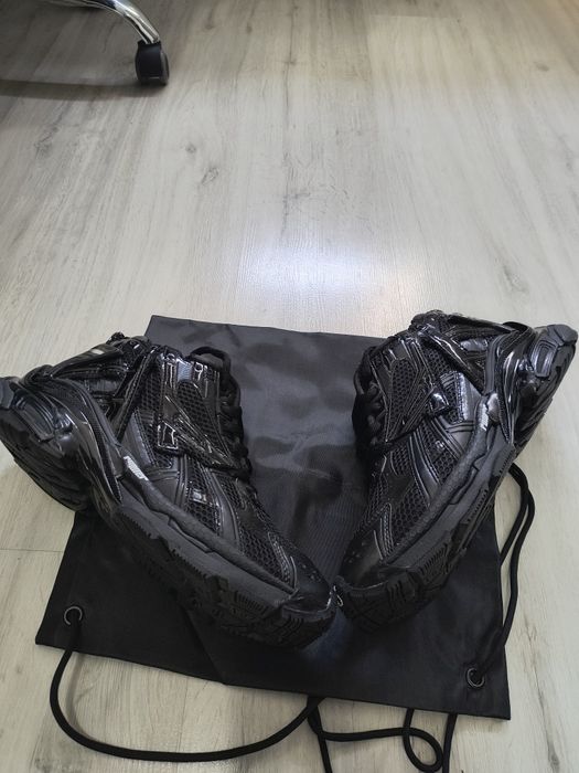 Balenciaga runners black 43