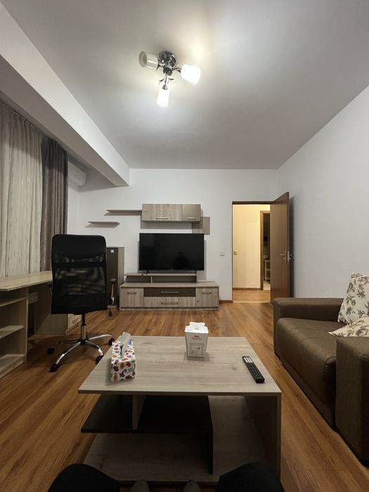 Inchiriez aparatament 2 camere+ loc de parcare