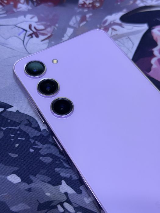 Samsung S23 8/128ГБ