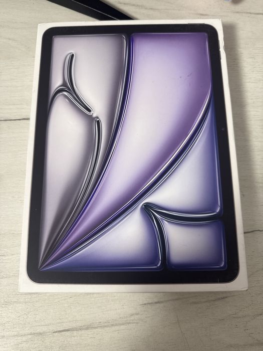 Ipad Air 11-inch M3 128Gb Noua 5 Incarcari