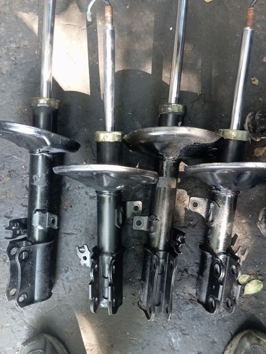 Амортизаторы виндом 20. 35. Кузов..