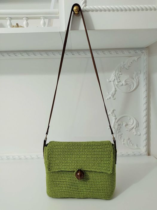 Плетени дамски чанти през рамо от юта
