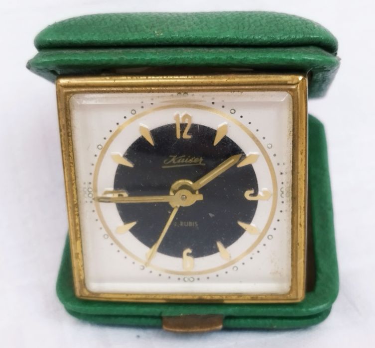 Ceas de masă mecanic Kaiser vintage cu 2 rubine.