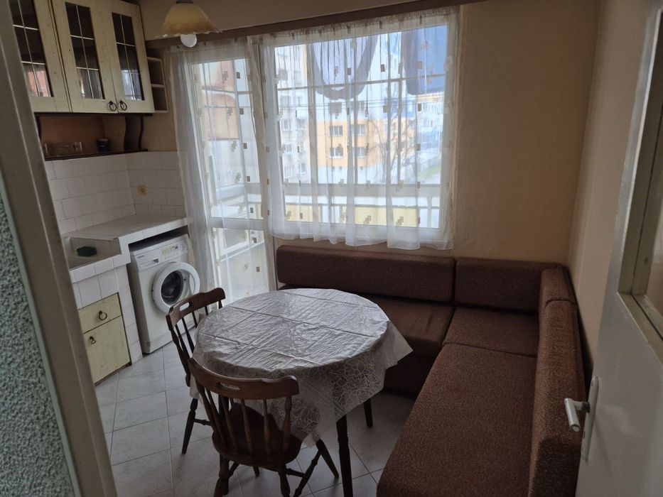 Давам тристаен апартамент под наем