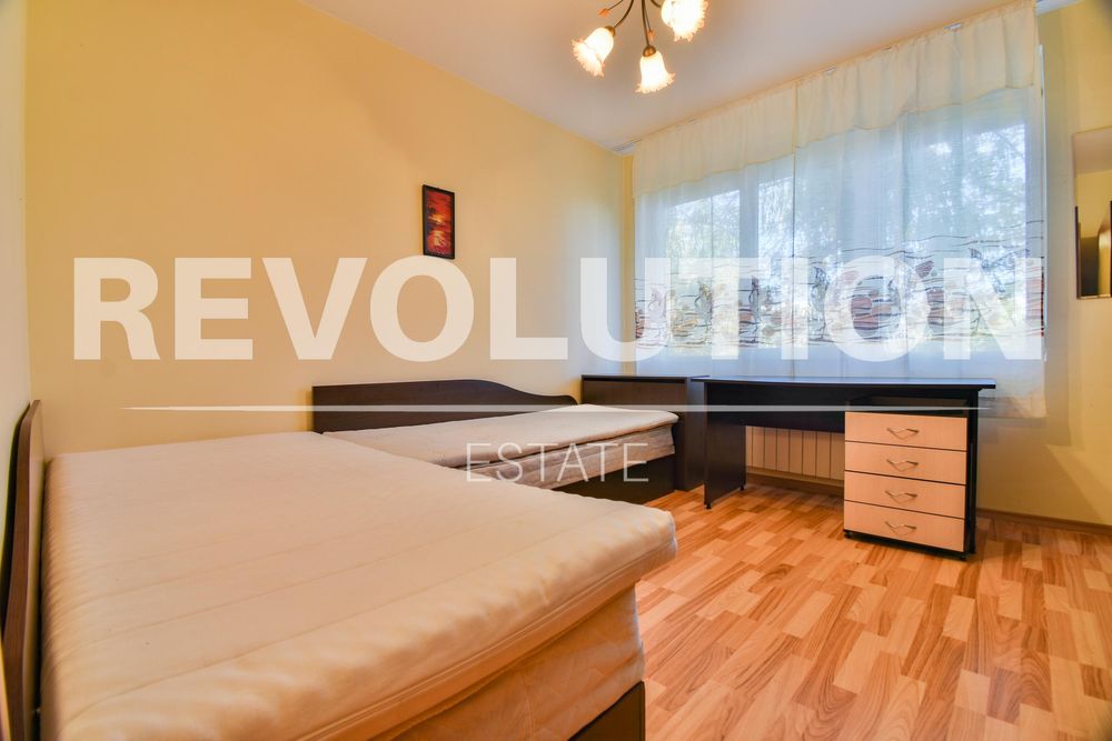 Тристаен апартамент в ж.к. Слатина.