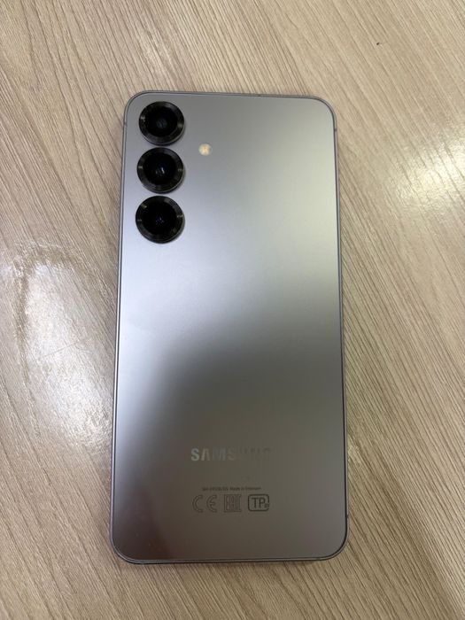 Самсунг S25 в идеале