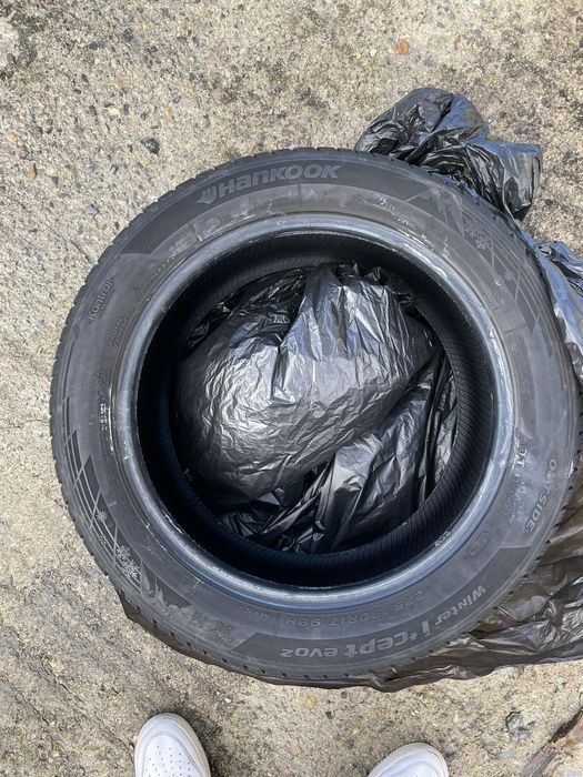 Продавам 4бр.Гуми Hankook 225/50/17 рън-флет