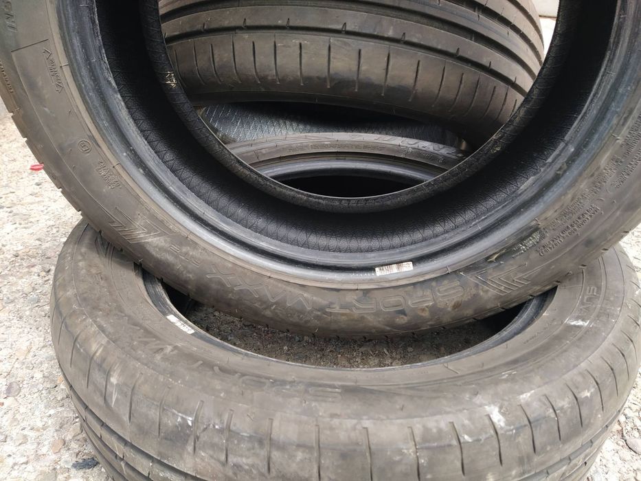 Продавам летни гуми DUNLOP 225/55 R18

Продавам 3 броя летни гуми DUNLOP в много добро състояние. Карани са само 2 сезона, купу