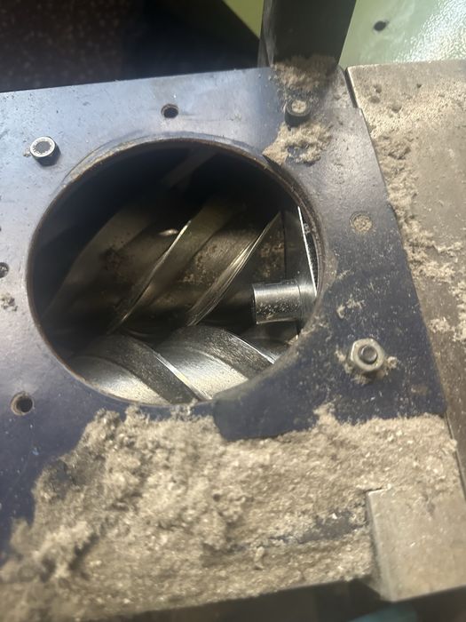 Benzi transport,presa hidralica,pompe vid,tocator, motoare cu reductor