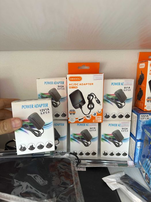 Блок питания! 12V 15v 9v 5v 1A - Доставка БОР!