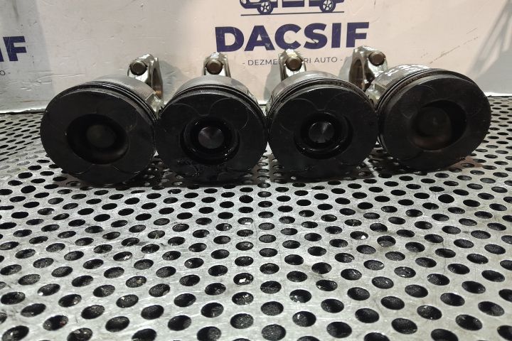 Piston motor Z17DTH SET Z17DTH SET Opel Meriva prima generatie