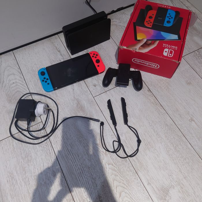 Nintendo Switch Oled срочно!!!