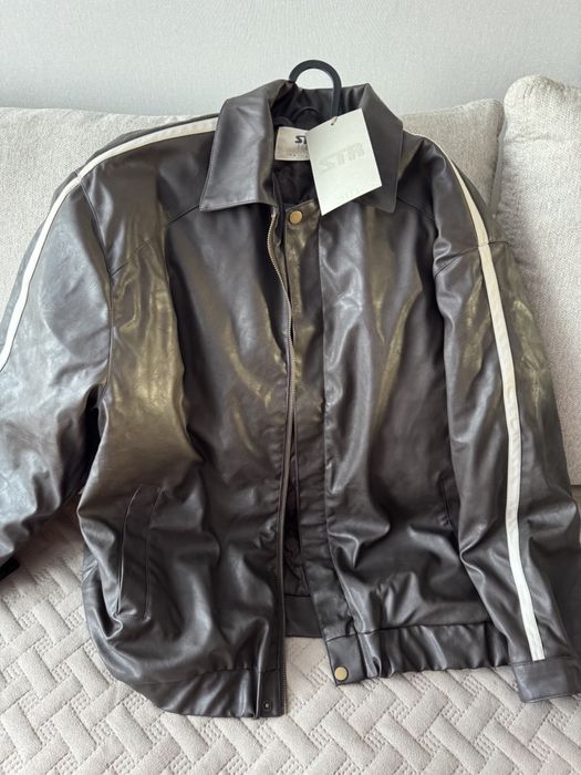 Куртка (бомбер) STRADIVARIUS, М, оверсайз.