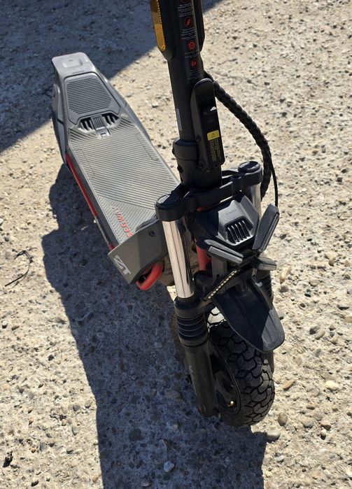 Trotineta electrica Segway Zt 3 PRO