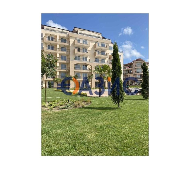 Двустаен апартамент в прекрасен комплекс на първа линия Ипанема Бийч,