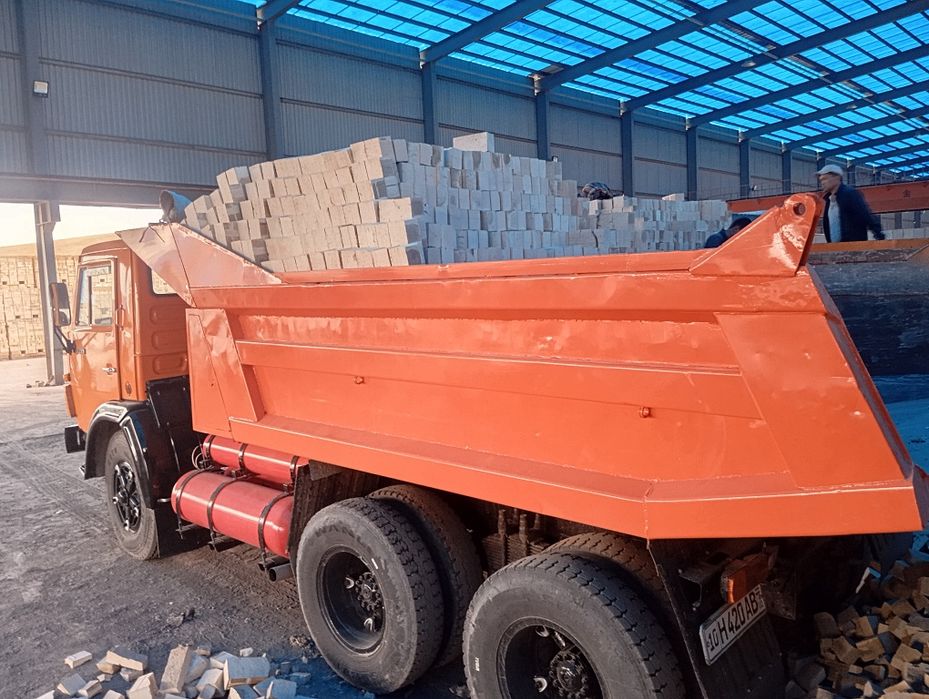 Keramika pishgan gʻisht